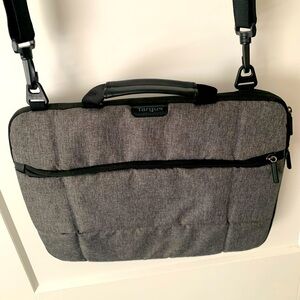 Targus Grey Lightweight Laptop Bag